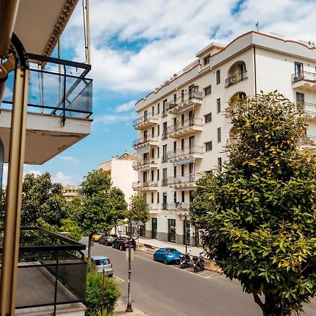 Italianway - Patrioti 111 Apartman Albenga